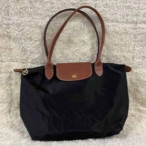 Longchamp Le Pliage Medium Shoulder Tote